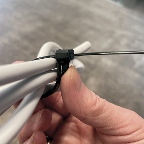UV Kabelstrips - Gjenbrukbare (100 stk.) - Bilde 4